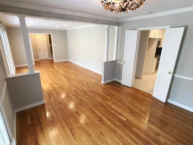 Building Photo - 4297 Blackland Way