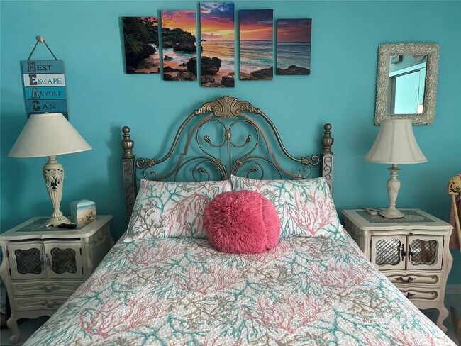 Building Photo - 1370 S Ocean Blvd