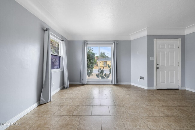 Building Photo - 45104 Date