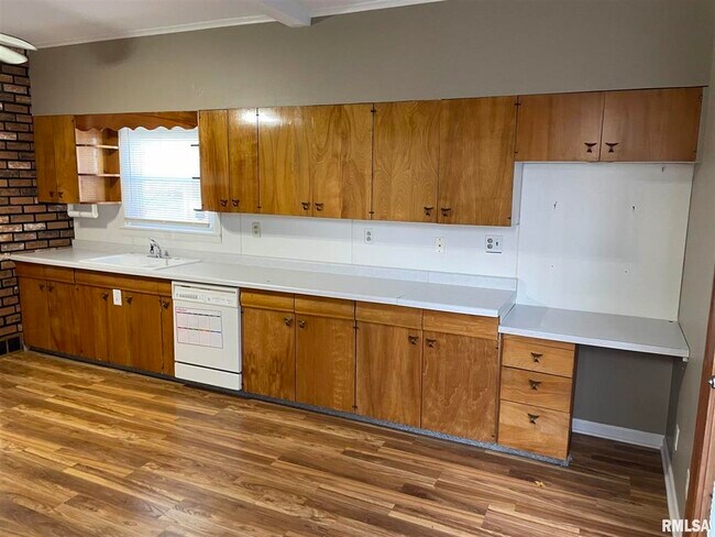 Building Photo - 2139 30th St