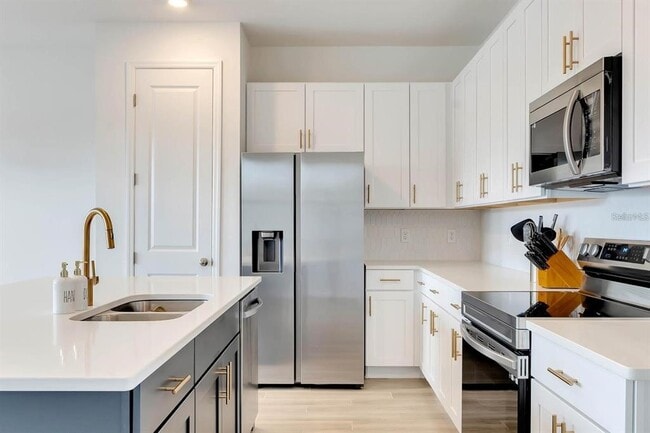 Building Photo - 795 Longboat Dr