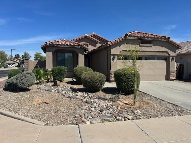 Building Photo - 17794 W Rimrock St