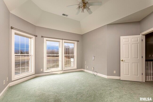 Building Photo - 3115 W Striegel Rd