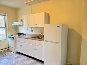 Building Photo - 416-418 Manor St.