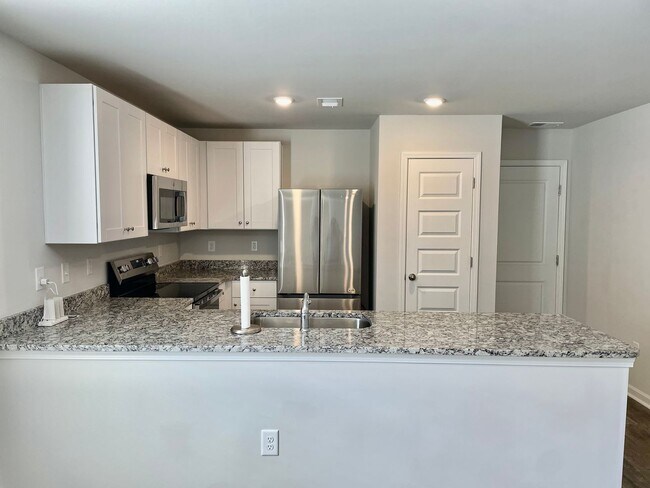 Building Photo - 3 Bedroom 2 Bathroom House in Sunfish Cove Sunset Beach NC