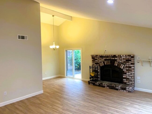 Building Photo - Lovely Single-Story Livermore Home Near Downtown | 3 Bed, 2 Bath