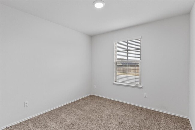 Building Photo - 108 Ragnar Dr