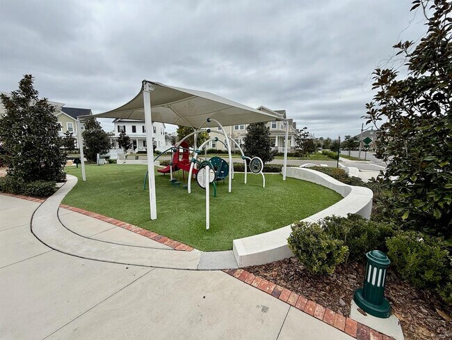 Building Photo - 2480 Celebration Blvd