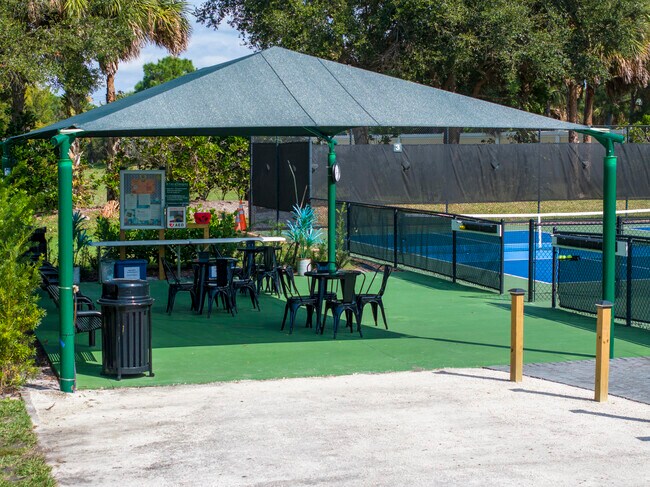 Building Photo - 8522 Belfry Pl