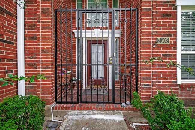 Building Photo - 3503 Ashlock Dr