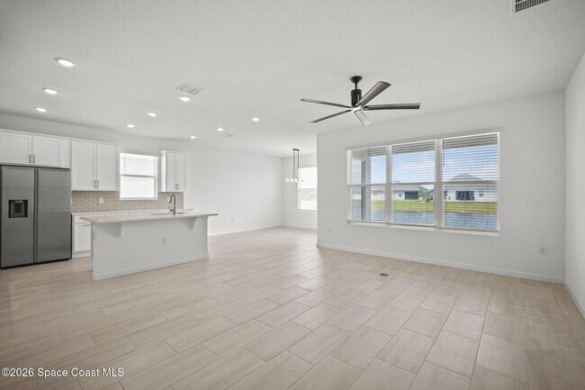 Building Photo - 2274 Middlebury Drive