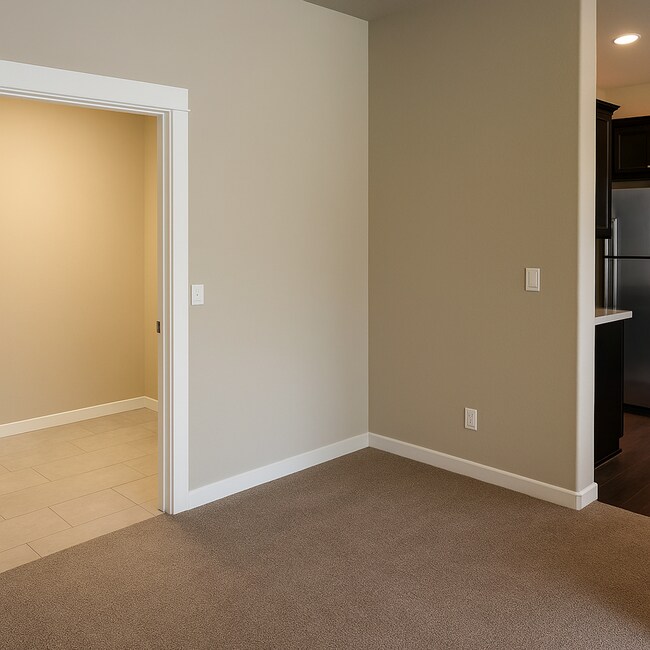 Building Photo - Gorgeous single-level 3x2 with fully fence...