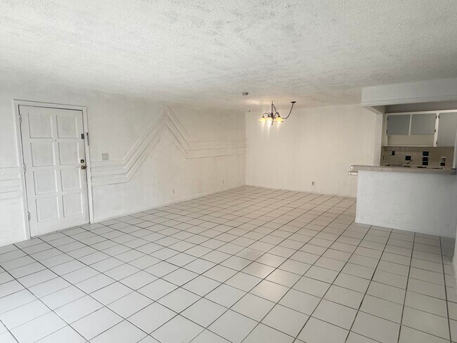 Primary Photo - 11607 NW 29th St