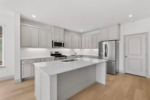 Building Photo - 1030 Bristleleaf Wy