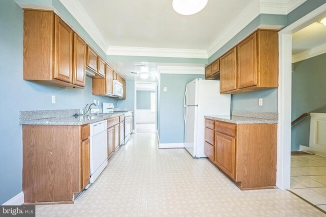 Building Photo - 3503 Coxcomb Mews