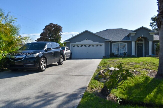 Building Photo - 1834 SW Gemini Ln