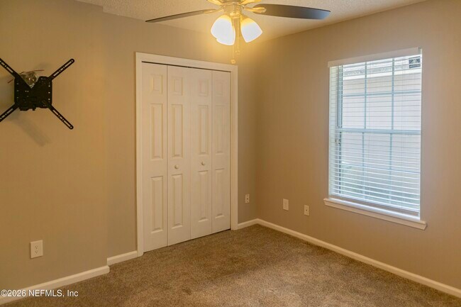 Building Photo - 1714 Ashmore Green Dr
