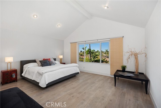 Building Photo - 25671 Cresta Loma