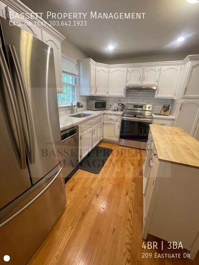 Building Photo - 209 Eastgate Dr