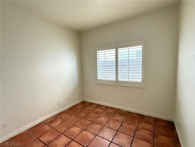 Building Photo - 5740 Crescent Landing St