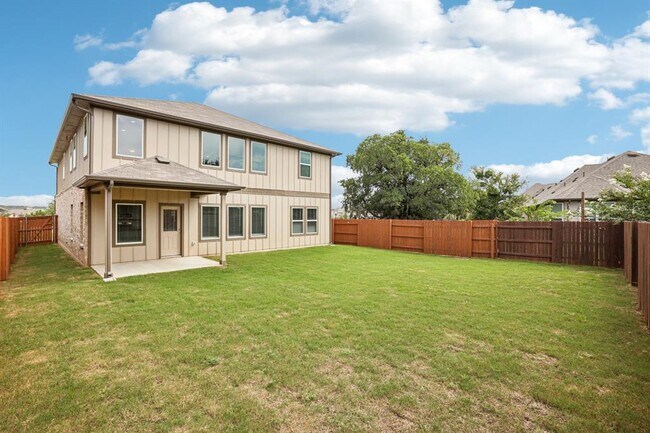 Building Photo - 2405 Ambling Trl