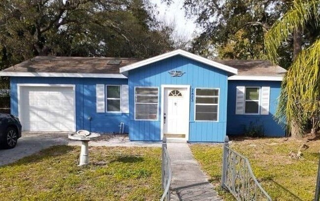 Primary Photo - 2823 W Shelton Ave