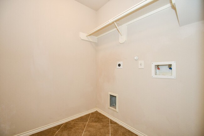 Building Photo - 14947 Atmore Pl Dr
