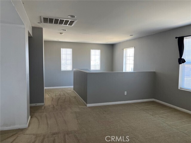 Building Photo - 160 Yosemite Ave