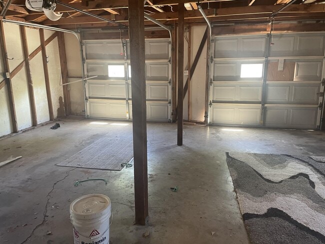 Building Photo - 3319 Sherwood Ln