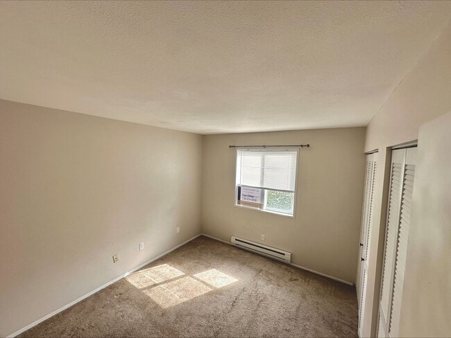 Building Photo - 6105 N 16th St