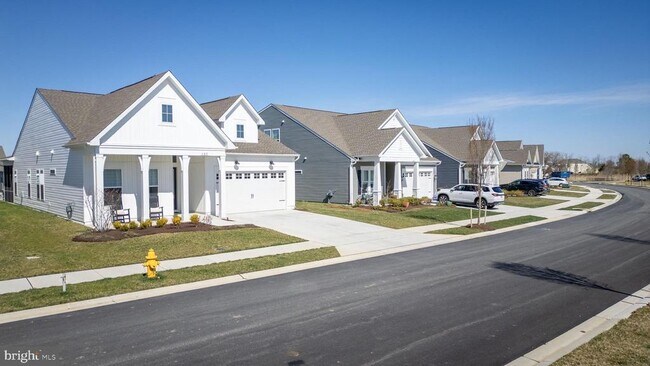 Building Photo - 137 Warbler Wy