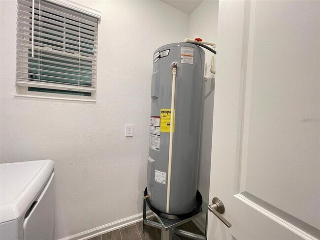 Building Photo - 1543 Cross Prairie Pkwy