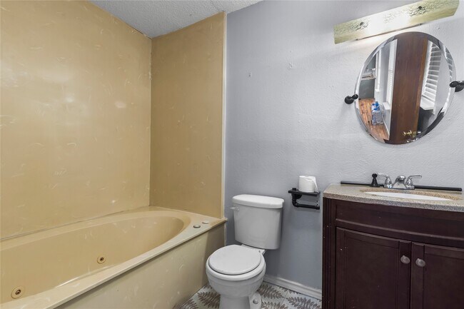 Building Photo - 1809 Westway Ave