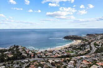 Building Photo - 437 Emerald Bay
