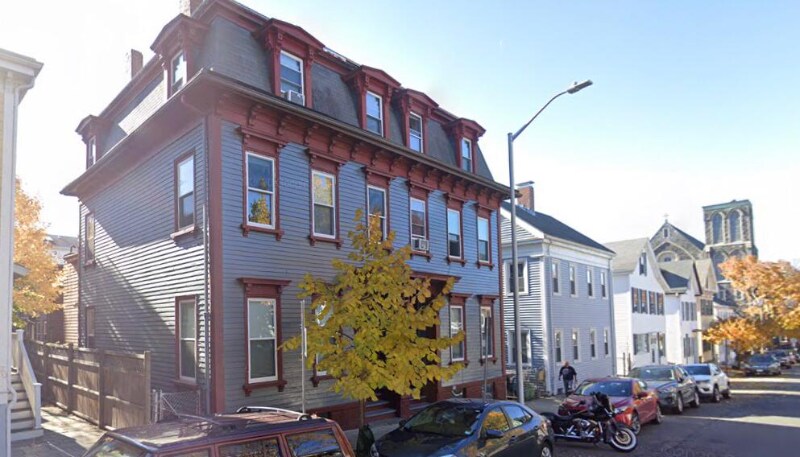 Primary Photo - 124 Otis St