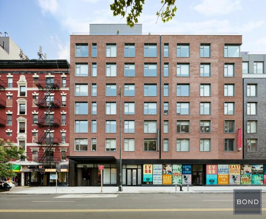 Building Photo - 510 E 14th St