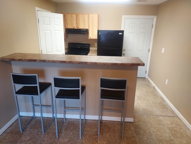 Dining Area - 158 Colorado St