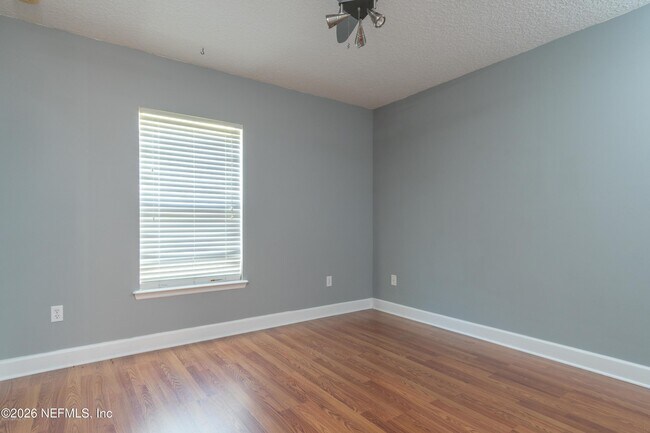 Building Photo - 153 Sanwick Dr