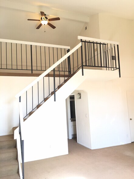 Building Photo - 28007 Tiffany Ln