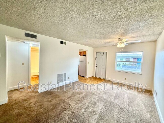 Building Photo - 24862 US-19