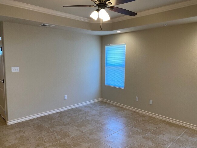 Building Photo - 14003 Fratelli Rd