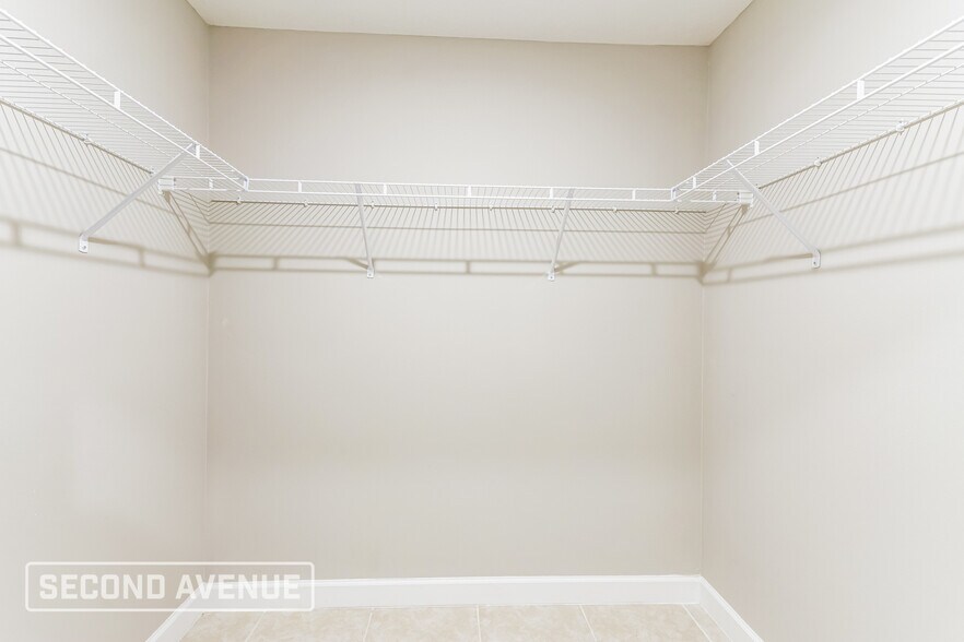 Building Photo - 1689 Waltz St SE