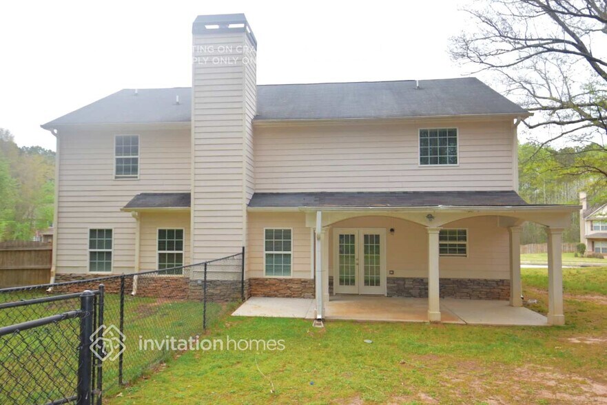 Building Photo - 165 Shoal Park Dr