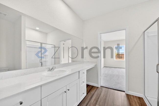 Building Photo - 1317 Kennedy Rd