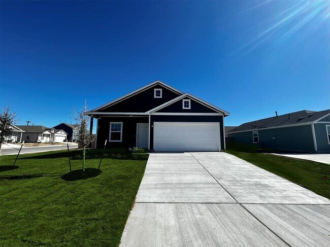 Building Photo - 2400 Fullmoon Dr