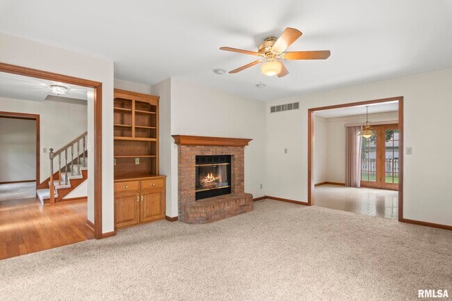 Building Photo - 1616 Hunter Ridge Dr