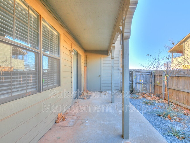 Building Photo - 14443 N Pennsylvania Ave