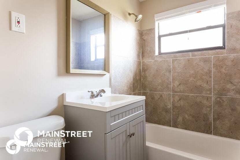 Building Photo - 848 Arlington Dr