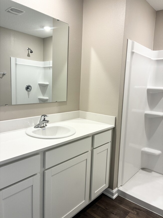 Building Photo - 5983 Ortega Lk Dr