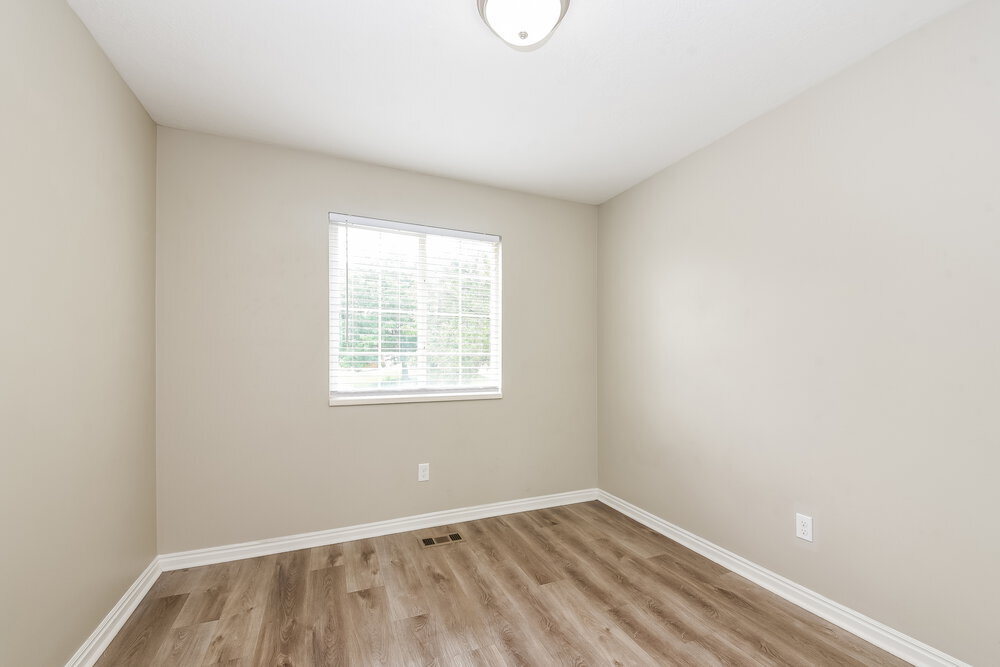 Building Photo - 1116 Mustang Ln